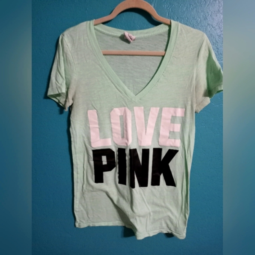 VICTORIA'S SECRET PINK MINT VNECK MEDIUM